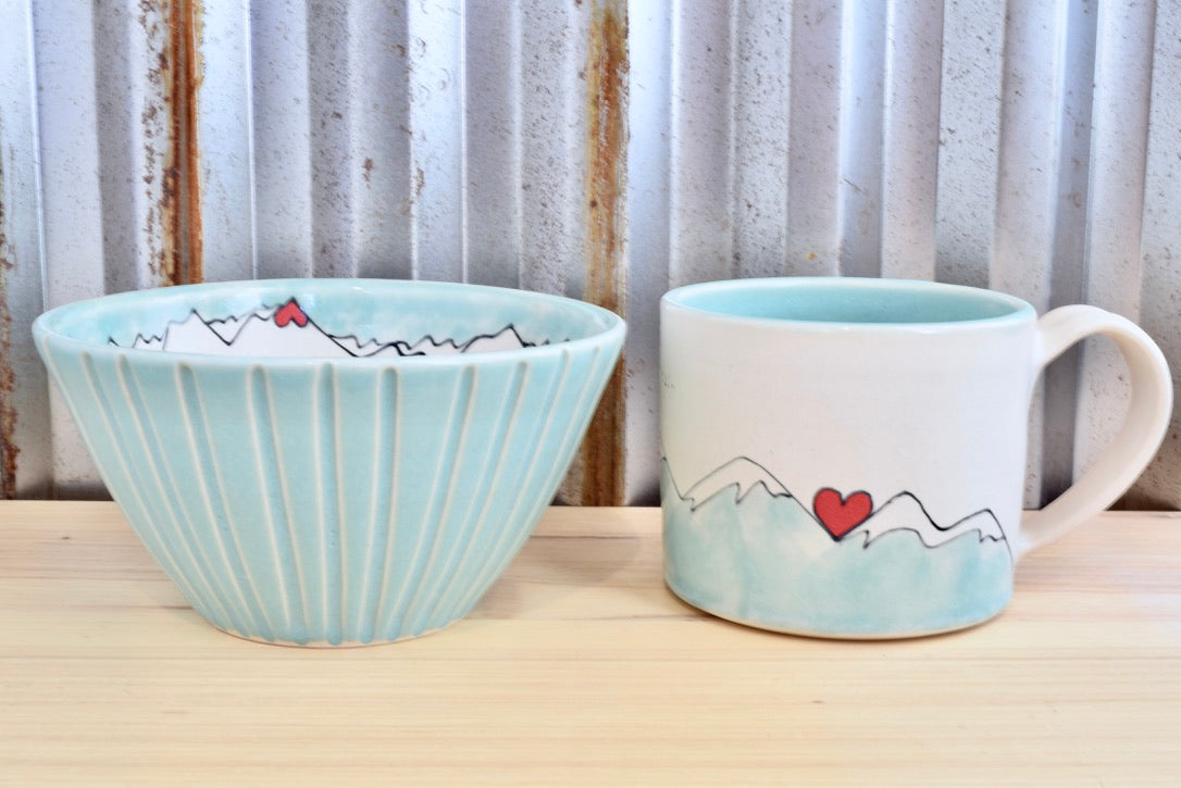 Seafoam Mountain Lover Bowl