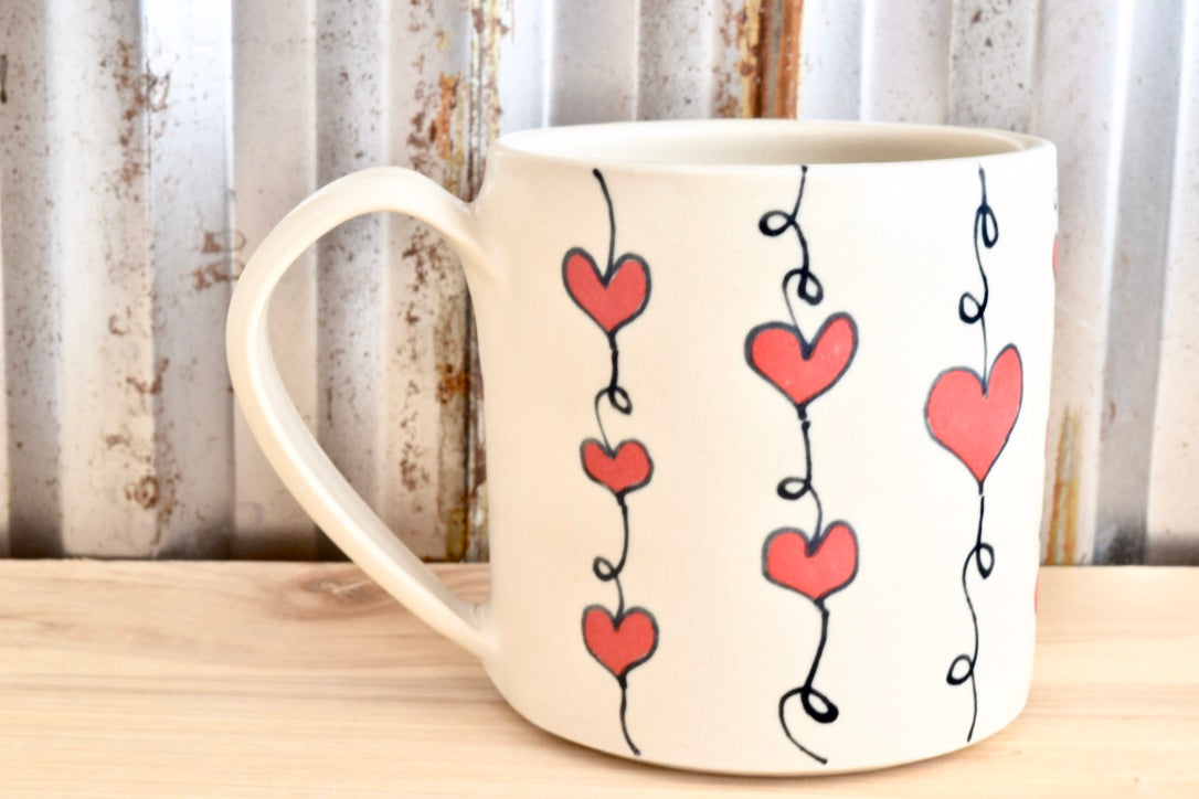 Straight-sided Heartstring Mug