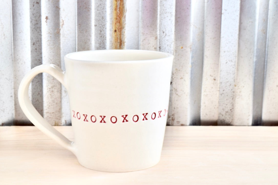 Tapered XOXO Mug
