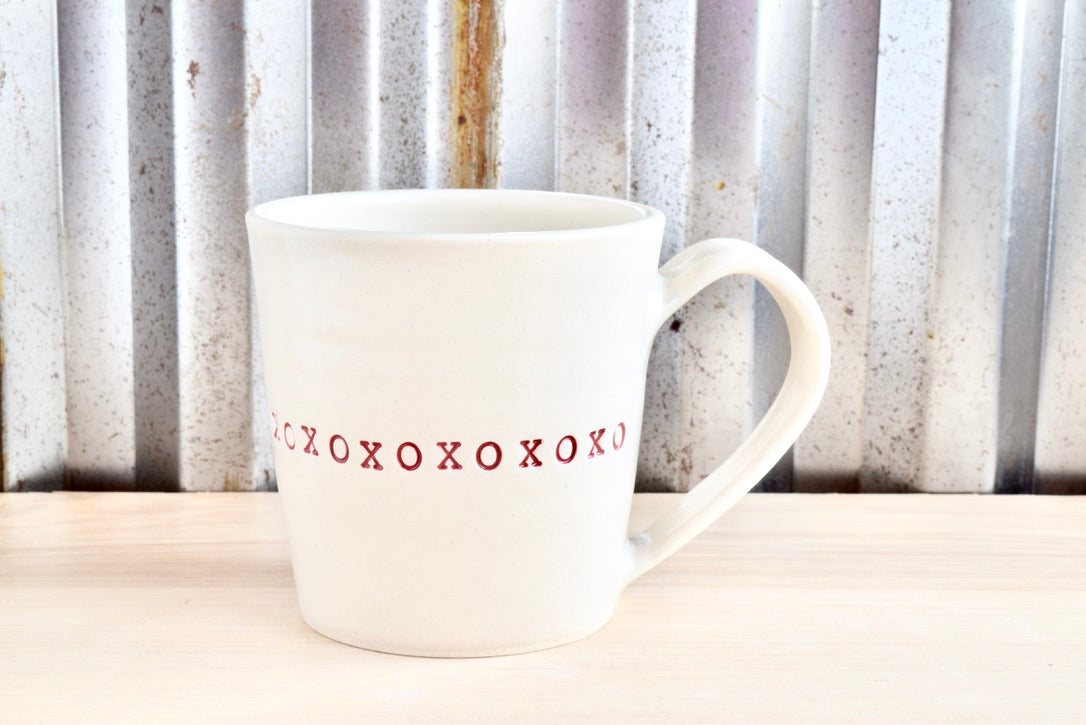 Tapered XOXO Mug