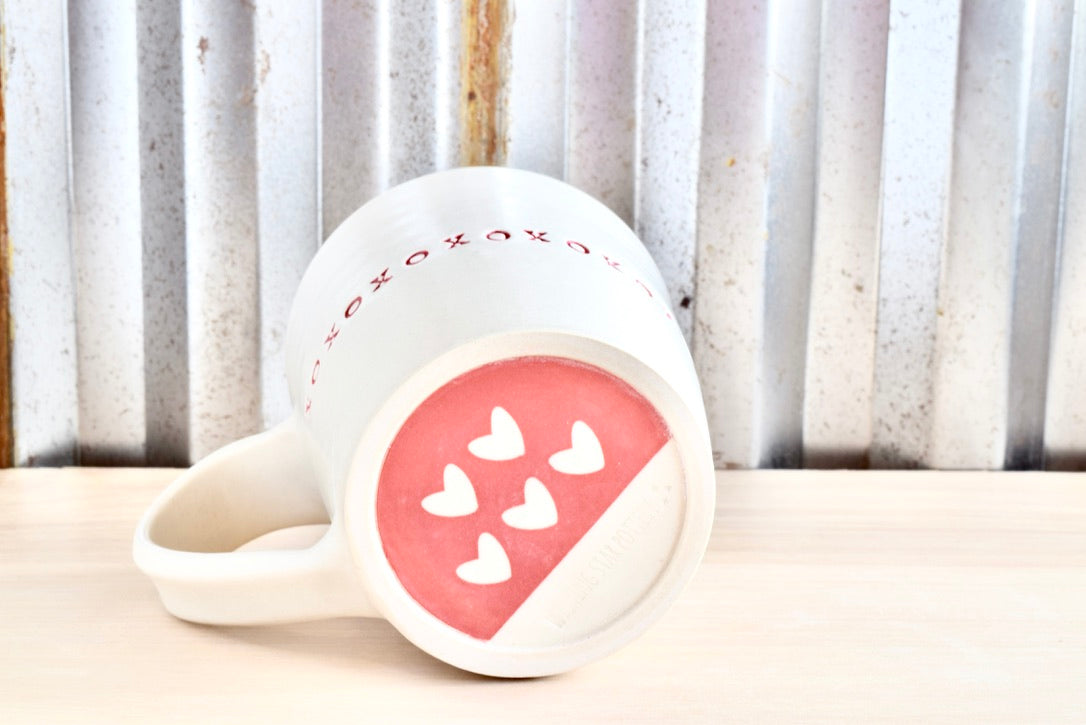Tapered XOXO Mug