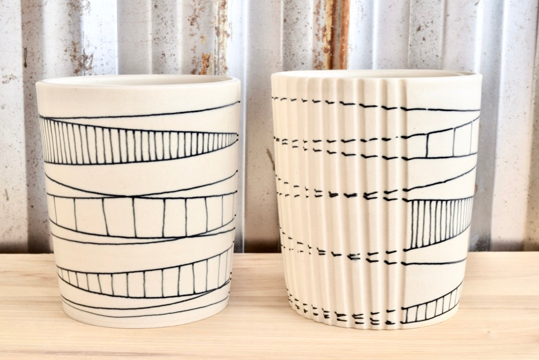 Wandering Lines Tumbler Set