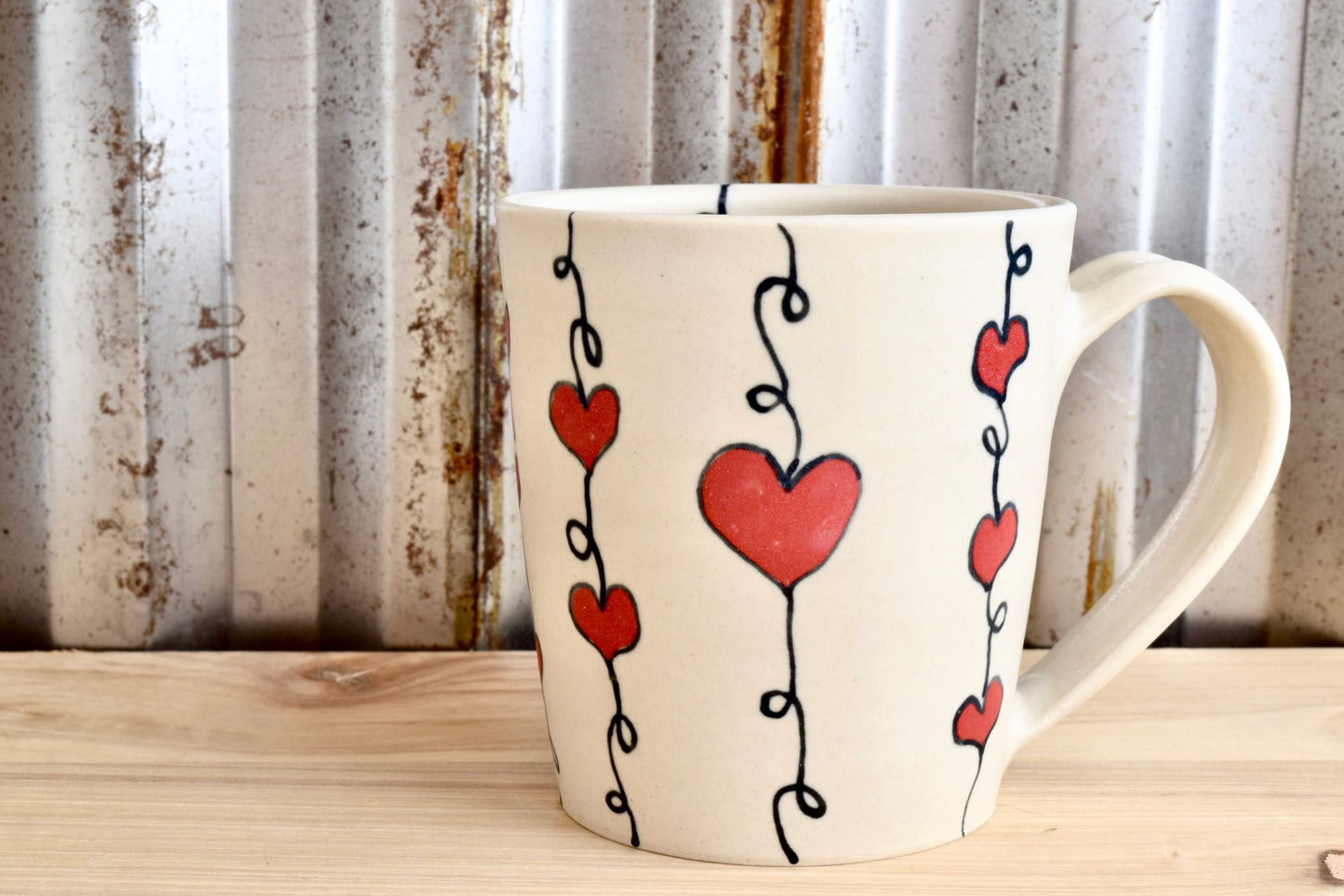 Tapered Heartstring Mug