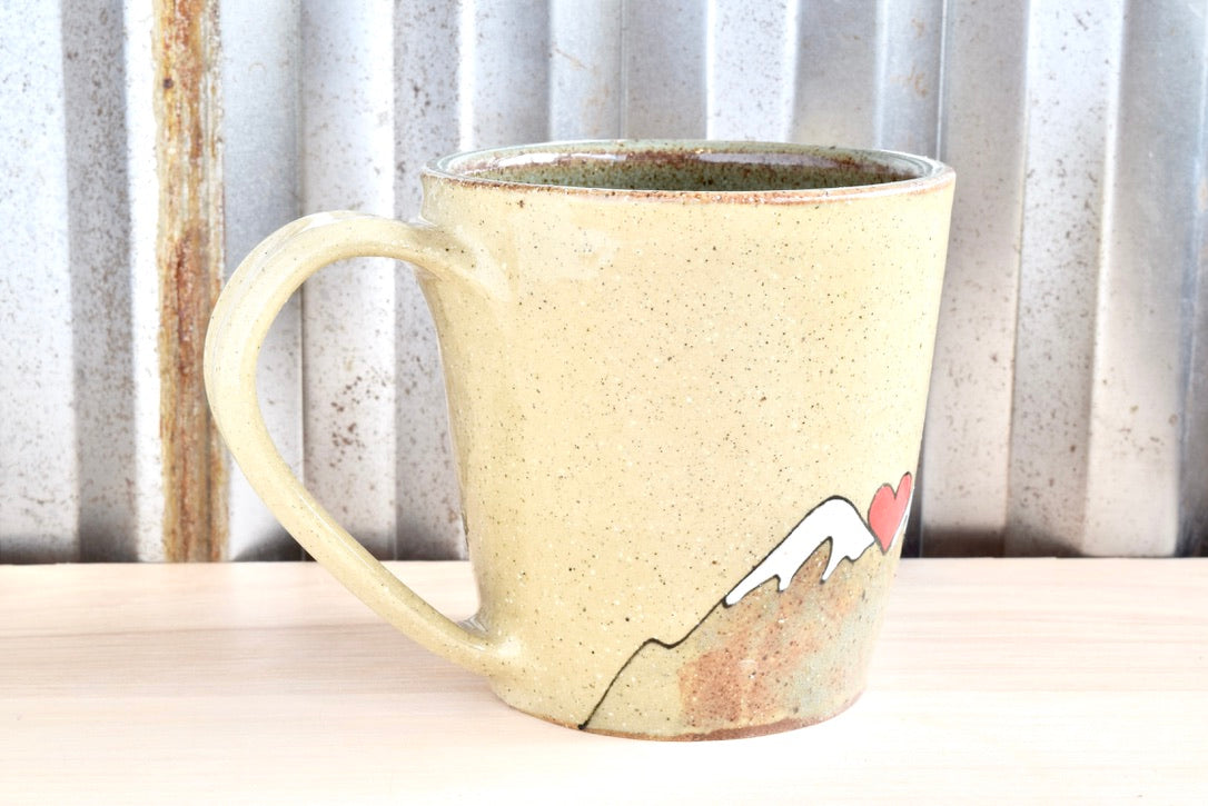 Tolkien Mountain Heart Mug