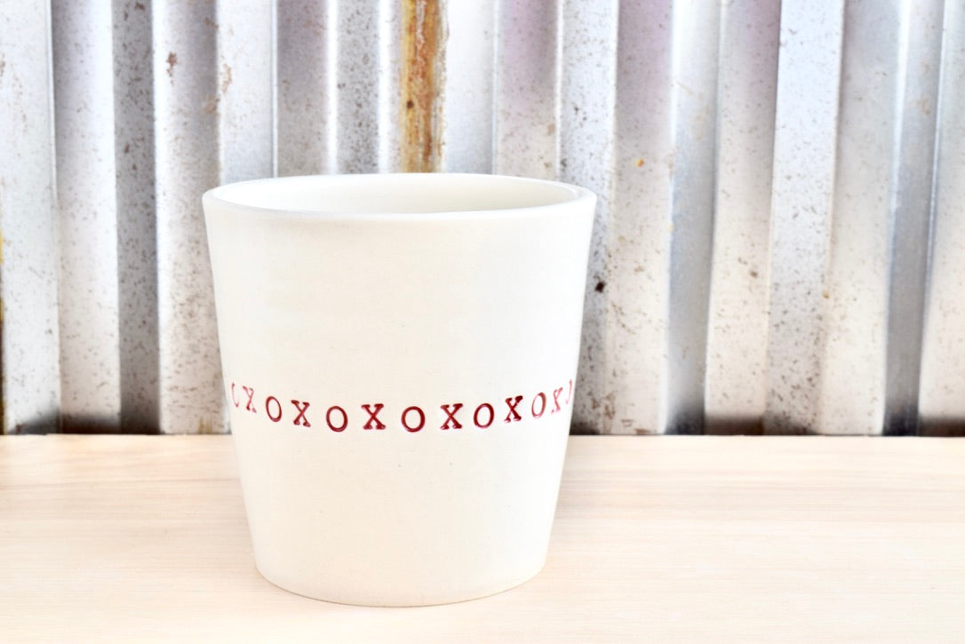 Tapered XOXO Mug