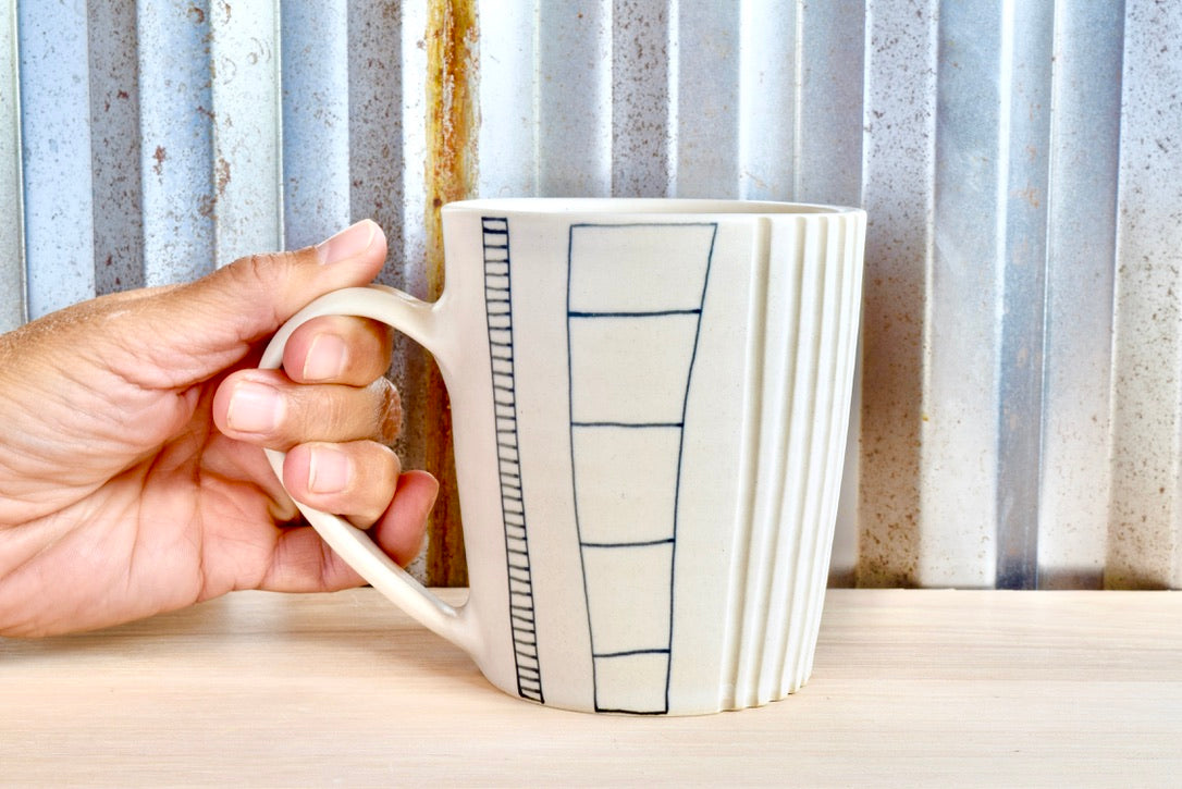 make ART Ladder Design Mug