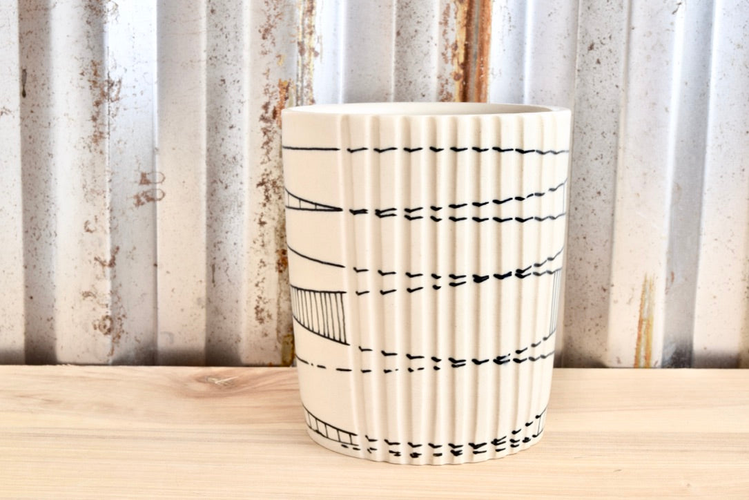 Wandering Lines Tumbler Set