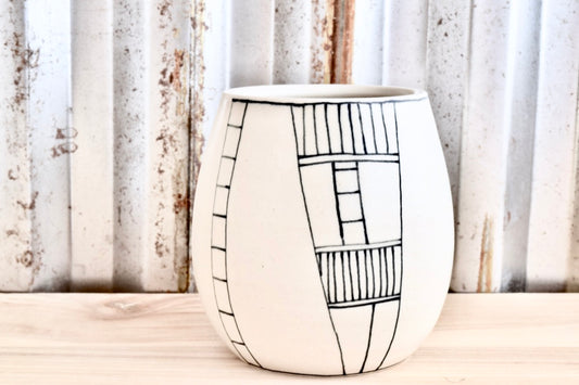 Mod Ladder Design Wine Tumbler