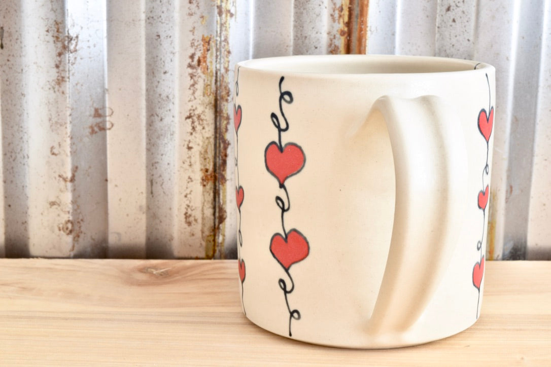 Straight-sided Heartstring Mug